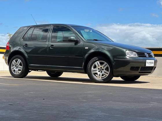 VOLKSWAGEN GOLF 1.6 MI PLUS 8V GASOLINA 4P MANUAL